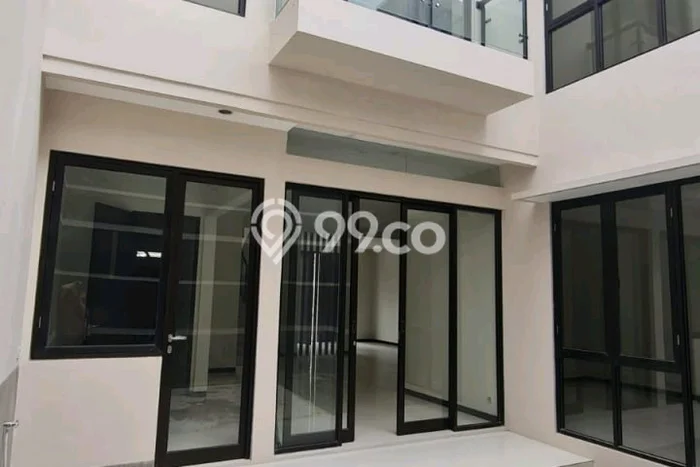 Hunian Eksklusif Dijual LT 180m2 di Sukolilo, Surabaya Hunian Eksklusif Dijual LT 180m2 di Sukolilo, Surabaya