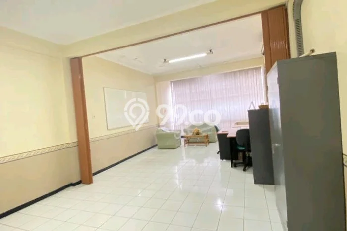 Area Ramai! Ruko Dijual di Gubeng untuk Bisnis Luas Bangunan 198m2 Area Ramai! Ruko Dijual di Gubeng untuk Bisnis Luas Bangunan 198m2