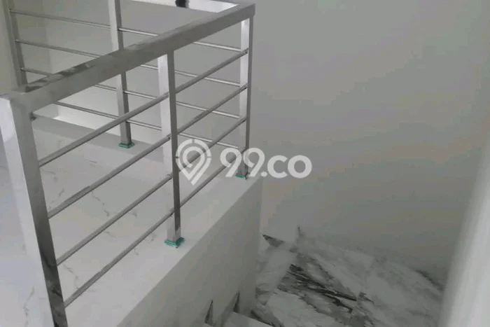 Dijual Rumah Strategis Bagus Punya 5 KT di Sukolilo Surabaya SHM Dijual Rumah Strategis Bagus Punya 5 KT di Sukolilo Surabaya SHM