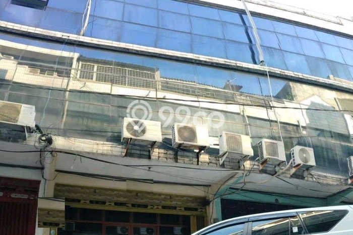Area Ramai! Ruko Dijual di Gubeng untuk Bisnis Luas Bangunan 198m2 Area Ramai! Ruko Dijual di Gubeng untuk Bisnis Luas Bangunan 198m2