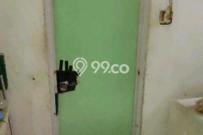 Jual Rumah Bagus Siap Huni LB 135m2 di Rungkut, Surabaya Jual Rumah Bagus Siap Huni LB 135m2 di Rungkut, Surabaya