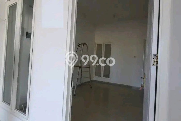 Dijual Rumah 3 Kamar Lokasi Strategis Nyaman dan Strategis di Rungkut Dijual Rumah 3 Kamar Lokasi Strategis Nyaman dan Strategis di Rungkut