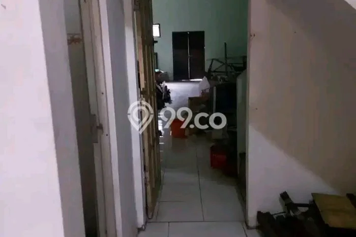 Ruko Dijual di Rungkut LT 236m2, LB 335m2 untuk Investasi Ruko Dijual di Rungkut LT 236m2, LB 335m2 untuk Investasi