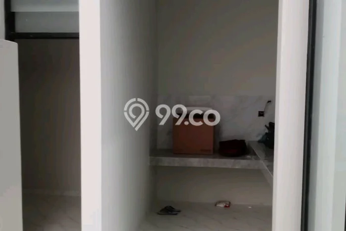 Rumah Modern Minimalis 5 Kamar Siap Huni di Sukolilo Rumah Modern Minimalis 5 Kamar Siap Huni di Sukolilo