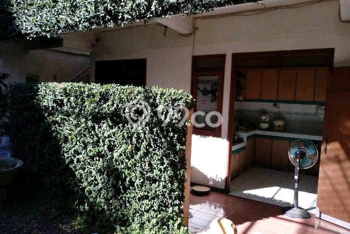 Rumah Mewah Dijual LT 450m2 di Sukolilo, Surabaya Rumah Mewah Dijual LT 450m2 di Sukolilo, Surabaya