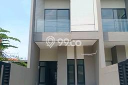 Jual Rumah Bagus Siap Huni LB 145m2 di Tenggilis Mejoyo, Surabaya Jual Rumah Bagus Siap Huni LB 145m2 di Tenggilis Mejoyo, Surabaya