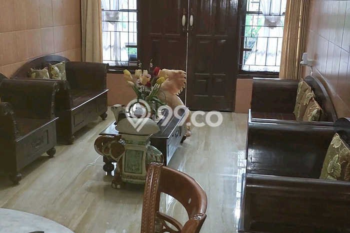 Jual Rumah Bagus Siap Huni LB 180m2 di Mulyorejo, Surabaya Jual Rumah Bagus Siap Huni LB 180m2 di Mulyorejo, Surabaya