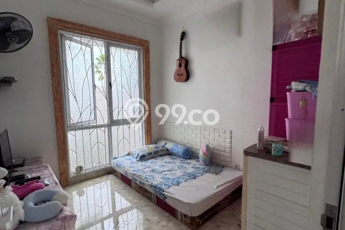 Rumah Elit Modern Tanpa Renovasi di BSD Green Wich Tangerang Rumah Elit Modern Tanpa Renovasi di BSD Green Wich Tangerang