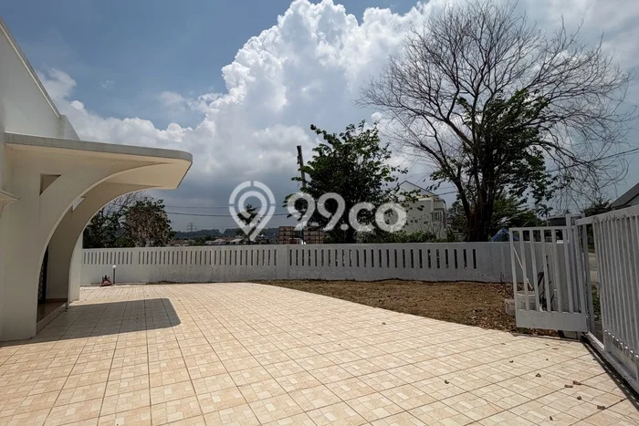 Rumah Mewah LB 519m2 Siap Pakai Desain Elegan di Batam Centre, Batam Rumah Mewah LB 519m2 Siap Pakai Desain Elegan di Batam Centre, Batam