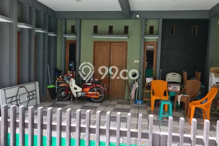 For Sale Rumah 5 Kamar Lokasi Strategis Nyaman dan Strategis di Bekasi Timur For Sale Rumah 5 Kamar Lokasi Strategis Nyaman dan Strategis di Bekasi Timur