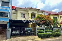 For Sale! Luxury House LT 387m2 Desain Modern di Cibubur For Sale! Luxury House LT 387m2 Desain Modern di Cibubur