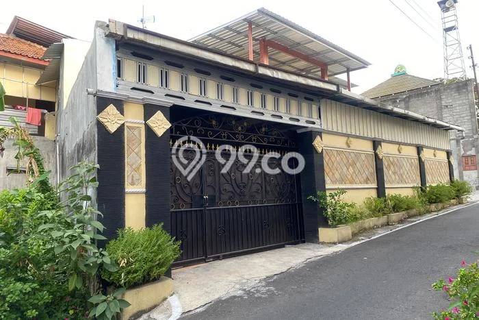 Hunian Mewah Siap Huni LT 335m2 di Jebres, Surakarta Hunian Mewah Siap Huni LT 335m2 di Jebres, Surakarta