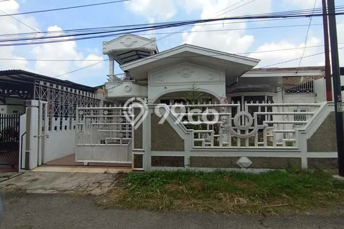 Rumah 3 Kamar Lengkap Disewakan di Medan Sunggal Harga Kompetitif Rumah 3 Kamar Lengkap Disewakan di Medan Sunggal Harga Kompetitif