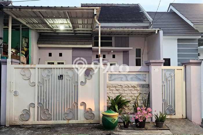 Dijual Kost di Kawasan Tulangan, Sidoarjo, Spesifikasi 2 KT, 2 KM, 60m2 Dijual Kost di Kawasan Tulangan, Sidoarjo, Spesifikasi 2 KT, 2 KM, 60m2