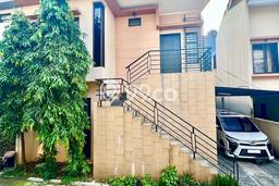 Jual Rumah Bagus Siap Huni LB 157m2 di Pulo Gadung, Jakarta Timur Jual Rumah Bagus Siap Huni LB 157m2 di Pulo Gadung, Jakarta Timur