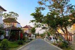 For Sale Rumah 3 Kamar Lokasi Ideal Bagus dan Strategis di Solo Baru For Sale Rumah 3 Kamar Lokasi Ideal Bagus dan Strategis di Solo Baru