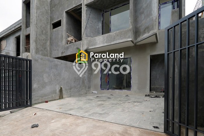 Rumah Elit Modern Siap Huni di Meruya Jakarta Barat Rumah Elit Modern Siap Huni di Meruya Jakarta Barat
