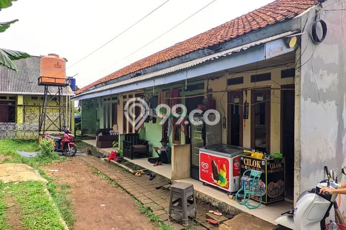 Kost untuk Dijual di Citayam Punya 5 Kamar Kost untuk Dijual di Citayam Punya 5 Kamar