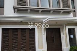 Rumah Elit Modern Siap Huni di BSD Tangerang Rumah Elit Modern Siap Huni di BSD Tangerang