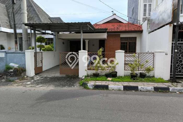 Siap Huni Hunian Elit 4 Kamar di Gondokusuman Dekat ke Mana Pun Siap Huni Hunian Elit 4 Kamar di Gondokusuman Dekat ke Mana Pun