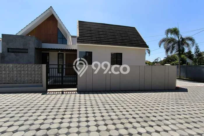 Rumah Bagus Siap Huni Di Ngaglik Luas 130m2 Lokasi Strategis Rumah Bagus Siap Huni Di Ngaglik Luas 130m2 Lokasi Strategis