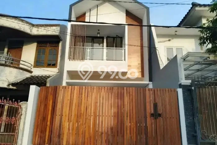 Ready to Use! Luxury House LT 96m2 Desain Modern di Pondok Kelapa Ready to Use! Luxury House LT 96m2 Desain Modern di Pondok Kelapa