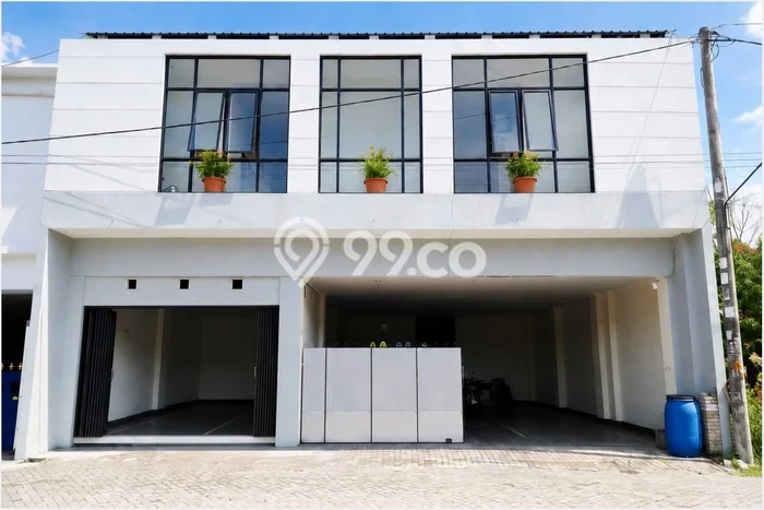 Unit Kost Dijual di Caturtunggal dengan 20 Kamar Area Strategis Unit Kost Dijual di Caturtunggal dengan 20 Kamar Area Strategis