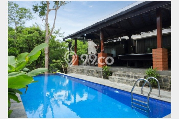 Vila di Mlati, Area 229m2m², Akses ke fasilitas umum Vila di Mlati, Area 229m2m², Akses ke fasilitas umum