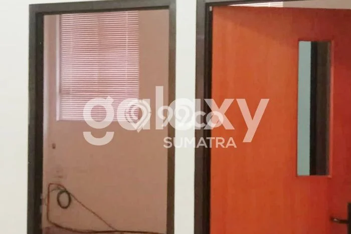 Ruko Bagus LT 82m2 LB 120m2 Dijual di Waru Sidoarjo Ruko Bagus LT 82m2 LB 120m2 Dijual di Waru Sidoarjo