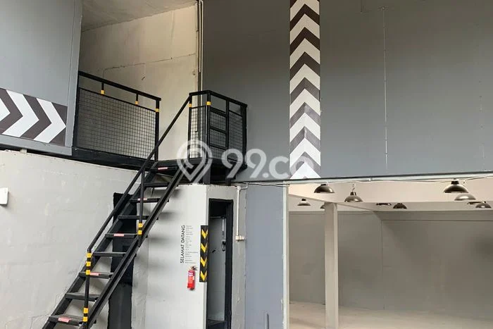 Gudang Dijual di Prime Area Jakarta Utara Luas 1200m2 Gudang Dijual di Prime Area Jakarta Utara Luas 1200m2