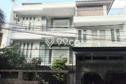 Rumah Elit LB 600m2 Siap Pakai Desain Elegan di Sunter, Jakarta Utara Rumah Elit LB 600m2 Siap Pakai Desain Elegan di Sunter, Jakarta Utara