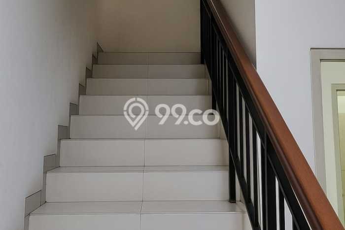 Dijual Rumah Mewah Elegan Dengan View Eksklusif di Puri Media, Jakarta Barat Dijual Rumah Mewah Elegan Dengan View Eksklusif di Puri Media, Jakarta Barat