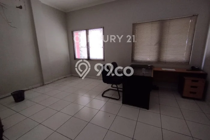 Disewakan Ruko di Kawasan Ramai Gatot Subroto Luas 455m2 Disewakan Ruko di Kawasan Ramai Gatot Subroto Luas 455m2