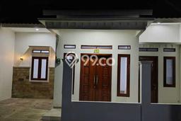 Jual Rumah Bagus Siap Huni LB 65m2 di Cipayung, Depok Jual Rumah Bagus Siap Huni LB 65m2 di Cipayung, Depok