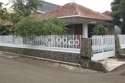 Jual Rumah Mewah Elegan Dengan View Eksklusif di Cikutra, Bandung Jual Rumah Mewah Elegan Dengan View Eksklusif di Cikutra, Bandung
