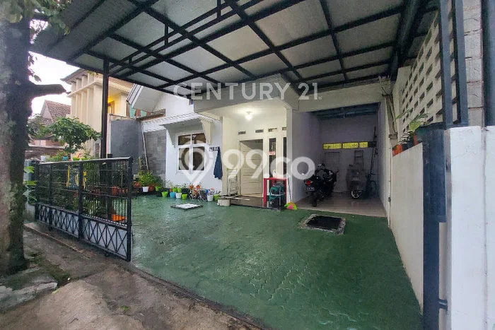Dijual Rumah 4 Kamar Lokasi Ideal Bagus dan Strategis di Cimahi Selatan Dijual Rumah 4 Kamar Lokasi Ideal Bagus dan Strategis di Cimahi Selatan