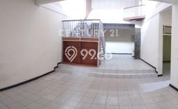 Rumah Strategis Minimalis Lb 217m2 di Cimahi Selatan, Cimahi Rumah Strategis Minimalis Lb 217m2 di Cimahi Selatan, Cimahi