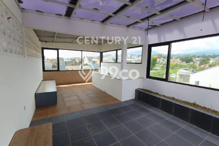 Rumah Luas Asri 2 KT Siap Pakai di Cihanjuang Bandung Rumah Luas Asri 2 KT Siap Pakai di Cihanjuang Bandung