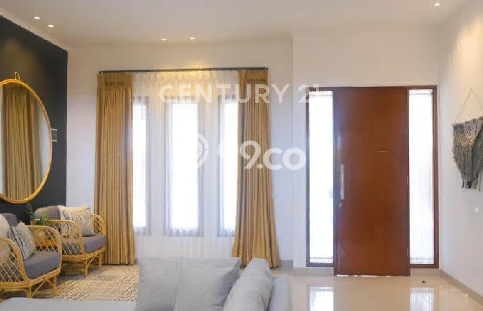 Jual Rumah Luas Elegan Dengan View Cantik di Buah Batu, Bandung Jual Rumah Luas Elegan Dengan View Cantik di Buah Batu, Bandung