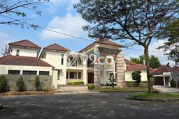 Siap Huni Rumah Mewah 7 Kamar di Klojen Dekat ke Mana Saja Siap Huni Rumah Mewah 7 Kamar di Klojen Dekat ke Mana Saja