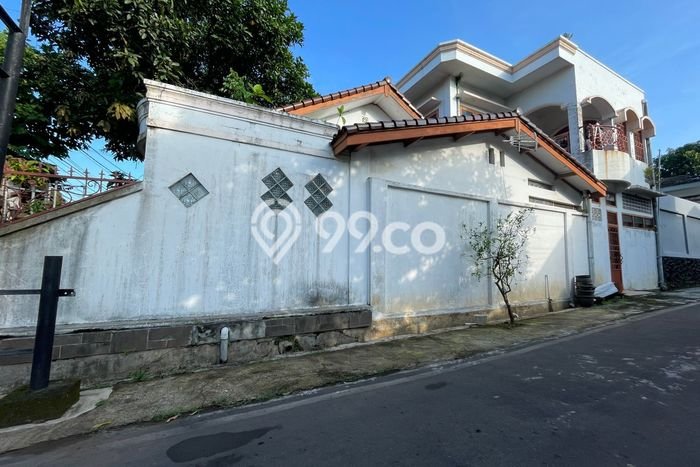 For Sale! Premium House LT 285m2 Desain Modern di Ngesrep For Sale! Premium House LT 285m2 Desain Modern di Ngesrep