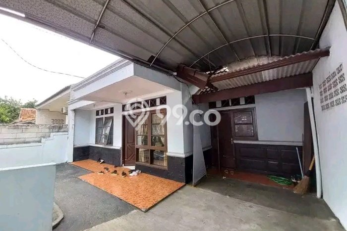 For Sale Rumah 4 Kamar Lokasi Strategis Nyaman dan Strategis di Pancoran Mas For Sale Rumah 4 Kamar Lokasi Strategis Nyaman dan Strategis di Pancoran Mas