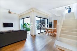 Vila Kawasan , Area 135m2m², Lingkungan Asri Vila Kawasan , Area 135m2m², Lingkungan Asri
