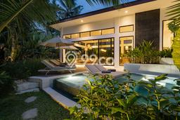 FOR SALE! Vila Kawasan , Luas 580m2m², Lokasi Premium FOR SALE! Vila Kawasan , Luas 580m2m², Lokasi Premium