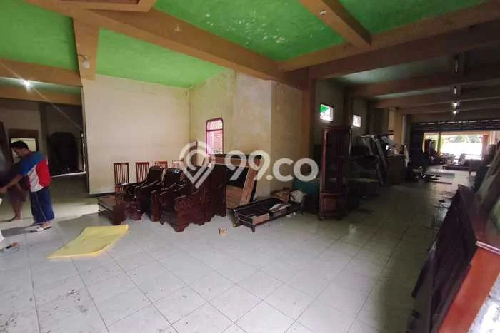 Lokasi Strategis! Dijual Komersial Bisnis di Bangil, Pasuruan Kondisi Bagus Lokasi Strategis! Dijual Komersial Bisnis di Bangil, Pasuruan Kondisi Bagus