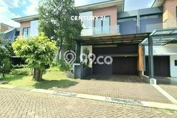 Rumah Mewah LB 192m2 Siap Pakai Desain Elegan di Bintaro, Tangerang Selatan Rumah Mewah LB 192m2 Siap Pakai Desain Elegan di Bintaro, Tangerang Selatan