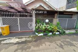 Dijual Rumah Luas Elegan Dengan View Eksklusif di Bintaro, Tangerang Selatan Dijual Rumah Luas Elegan Dengan View Eksklusif di Bintaro, Tangerang Selatan