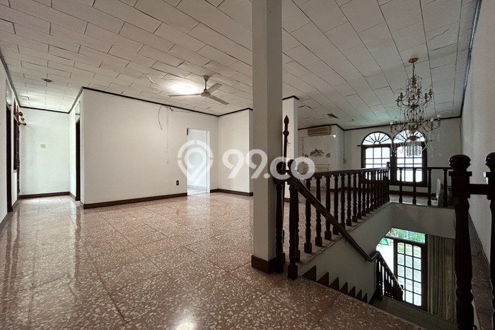 Hunian Mewah LB 495m2 Siap Pakai Desain Elegan di patra kuningan, Jakarta Selatan Hunian Mewah LB 495m2 Siap Pakai Desain Elegan di patra kuningan, Jakarta Selatan