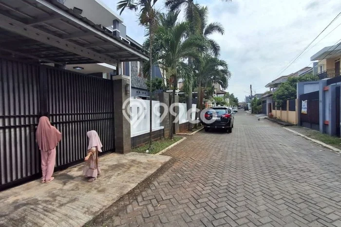 Hunian Mewah Dijual LT 460m2 di Rawalumbu, Bekasi Hunian Mewah Dijual LT 460m2 di Rawalumbu, Bekasi