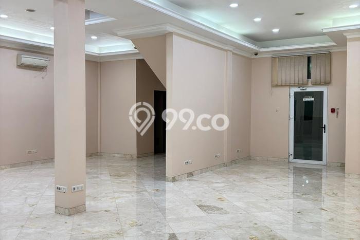 Disewakan Kantor komersial di Pasar Minggu luas bangunan 5151m2 Disewakan Kantor komersial di Pasar Minggu luas bangunan 5151m2